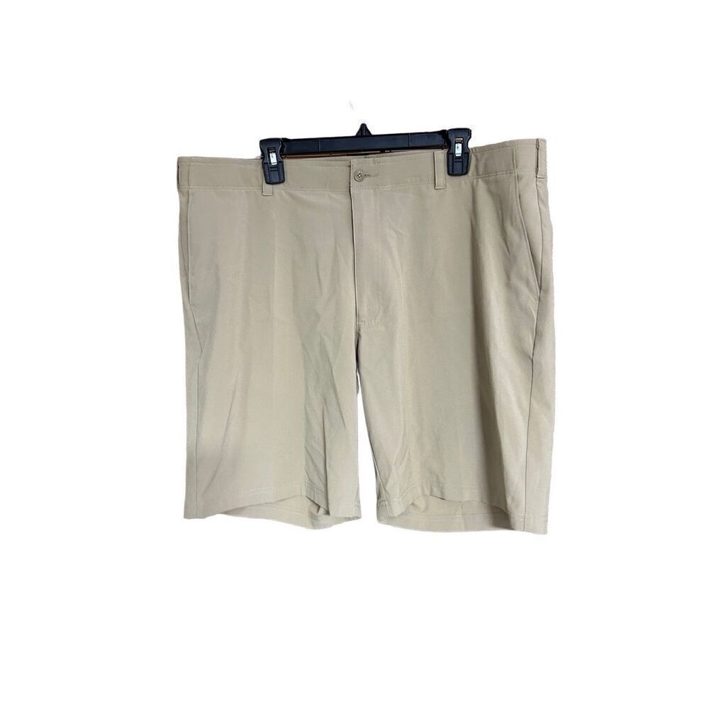 Ben Hogan Size 42 Tan 365 Elastic Waist Golf Shorts
